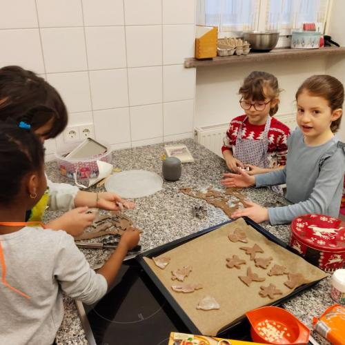 in der Weihnachtsbäckerei
